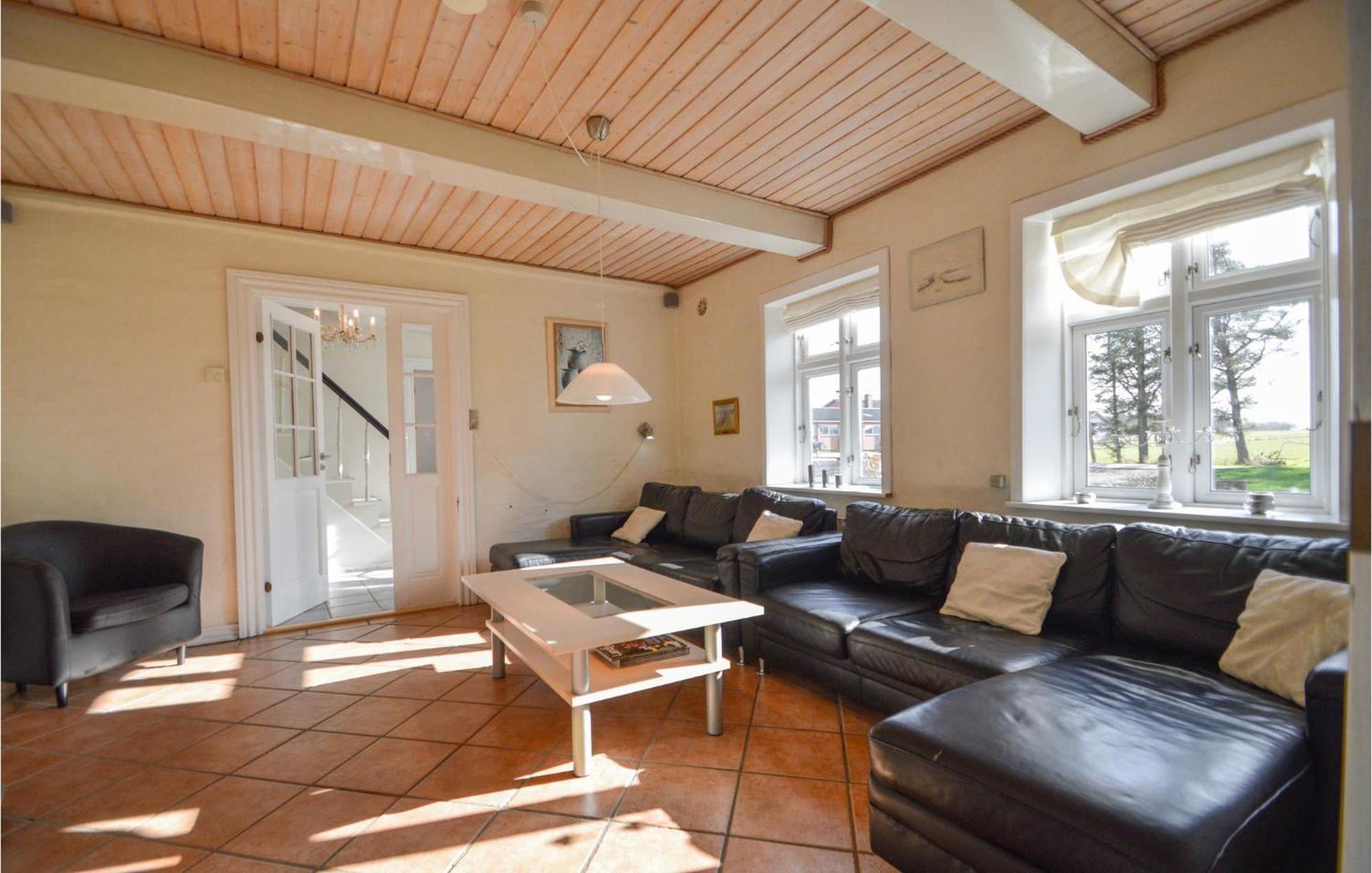 Awesome Home In Bredebro With Kitchen Ballum Esterno foto