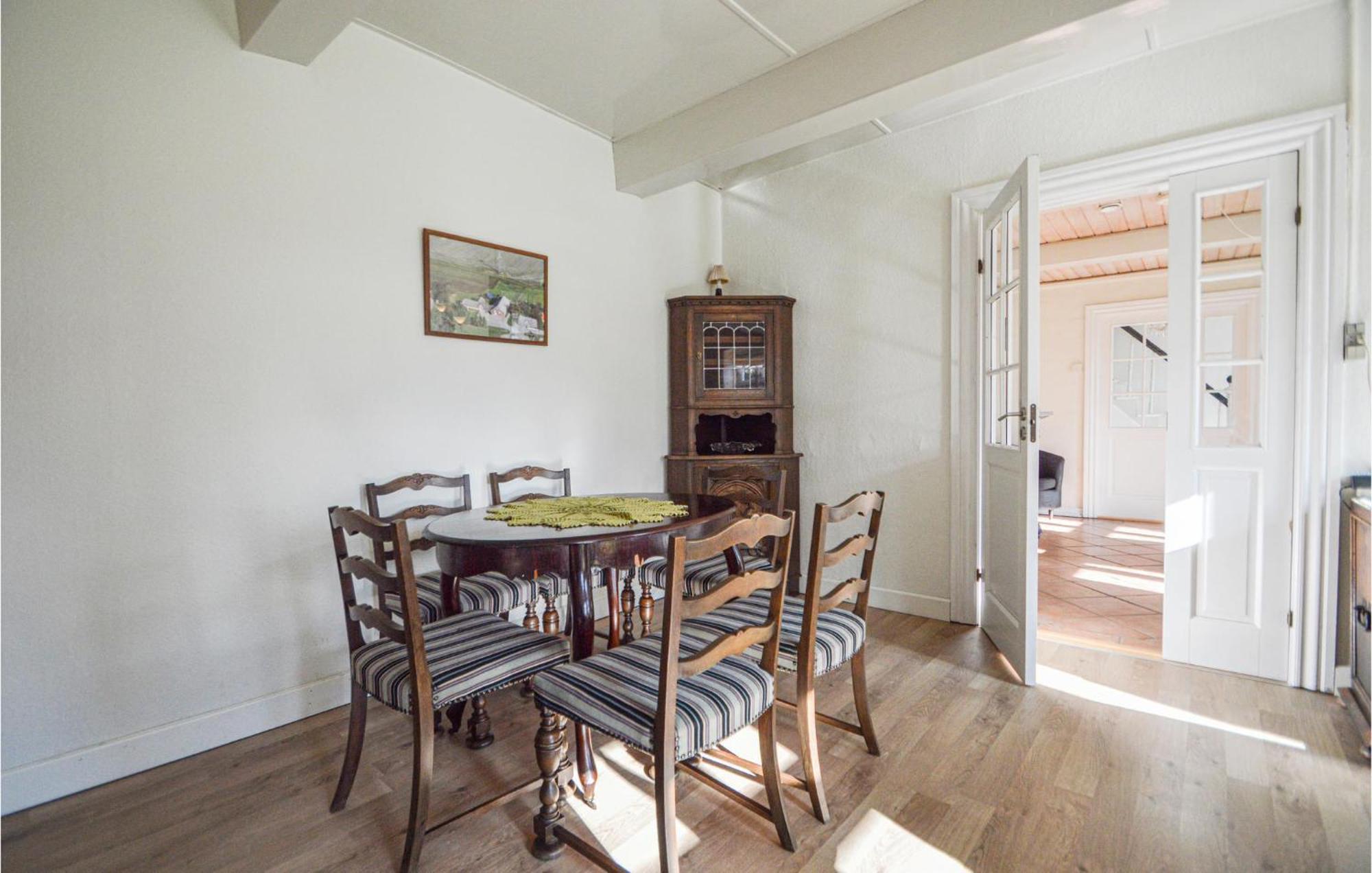 Awesome Home In Bredebro With Kitchen Ballum Esterno foto